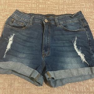 KanCan jean shorts